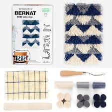Bernat Latch Hook Kit - DIY Latch Hook Craft Kit